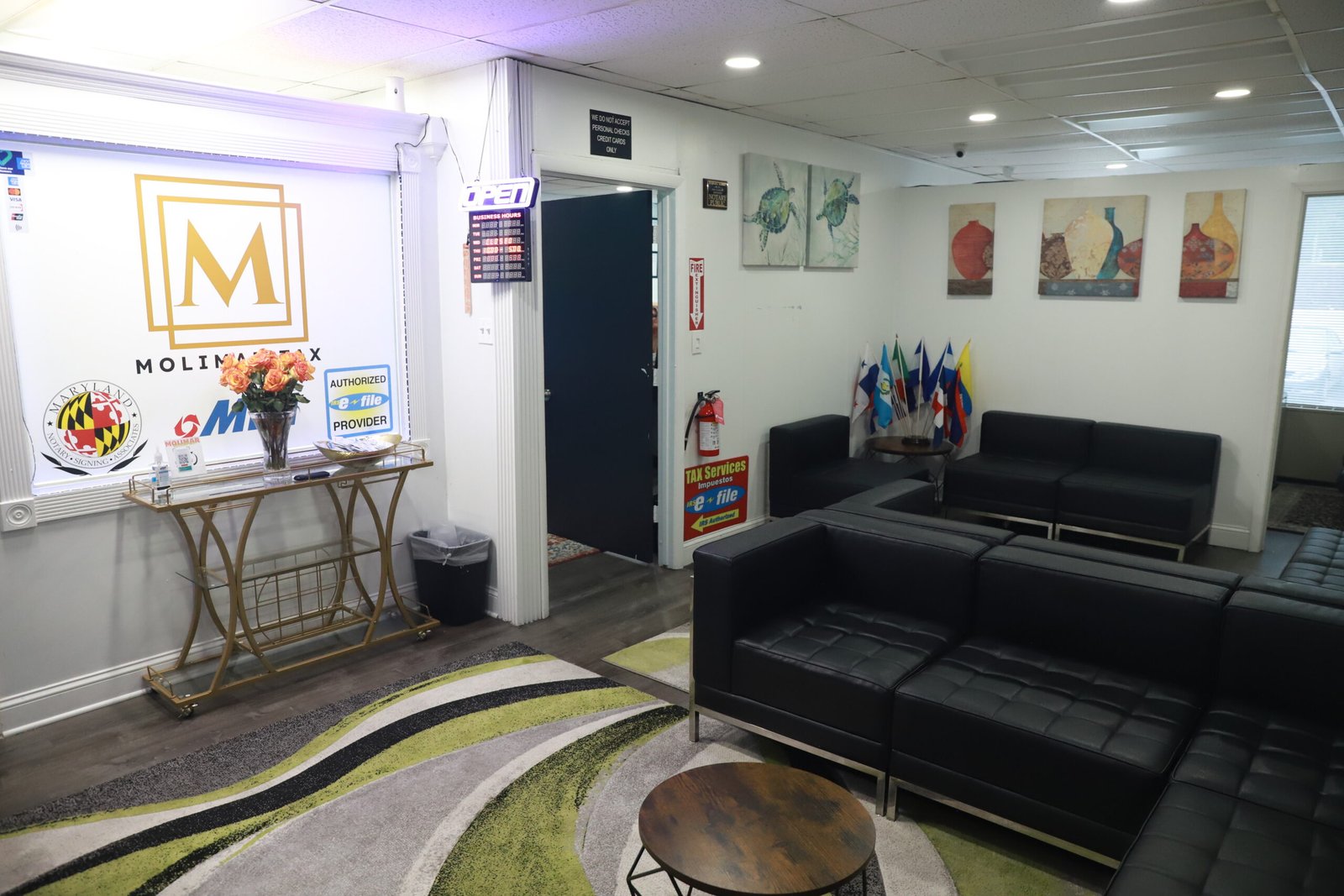 Sala de espera – Molimar Tax Consulting, Hyattsville MD